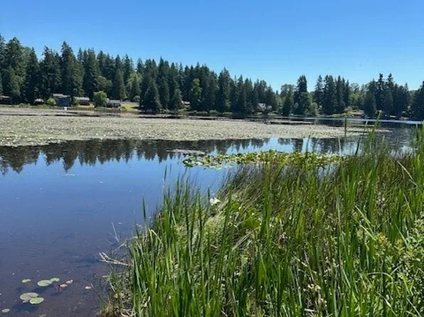 13705 W Lake Kathleen Drive SE, Renton, WA 98059