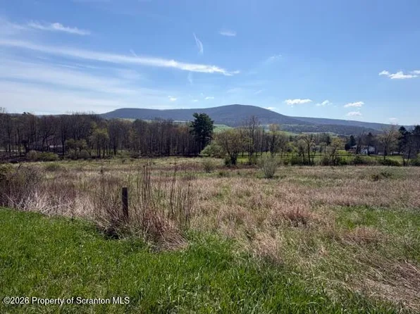 Lower Maple 3.99 Ac Dr, Clarks Summit, PA 18411