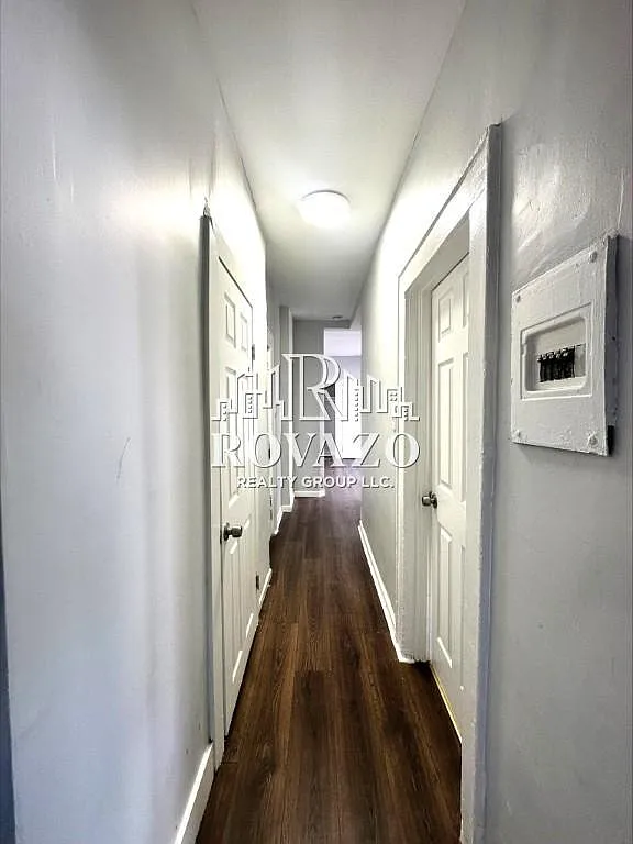 Building Photo - 53 Tillinghast St #2R