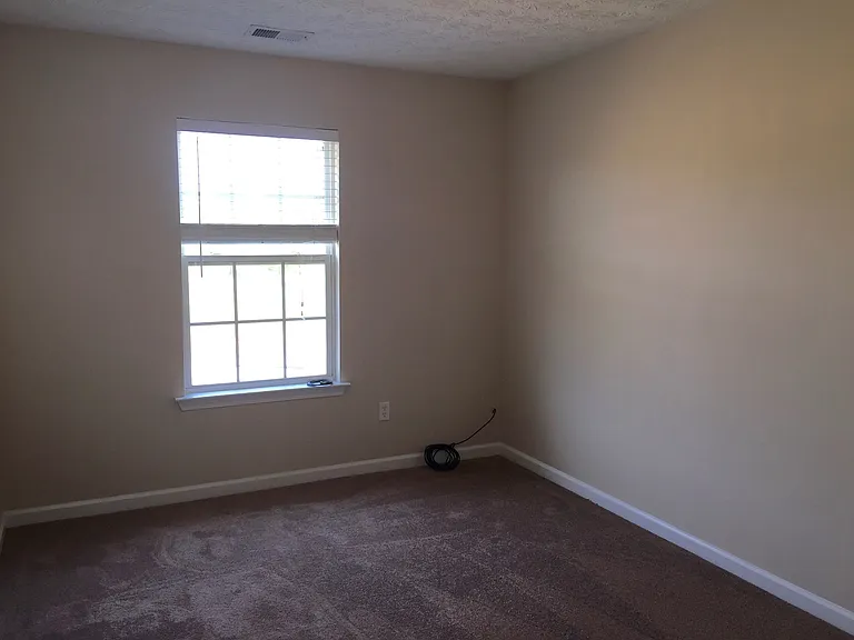 126 Potomac Dr — Photo 10