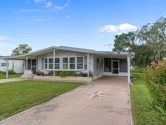 3rd image of 8089 Highpoint Blvd