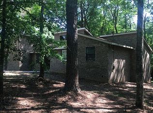 215 Williams Dr, Bonaire, GA 31005