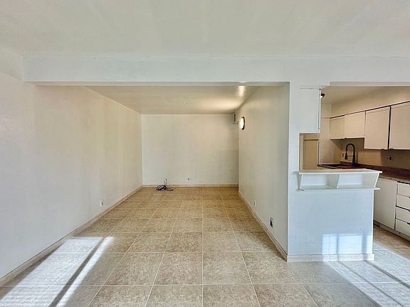 3rd image of 3762 Royal Crest St APT 8
