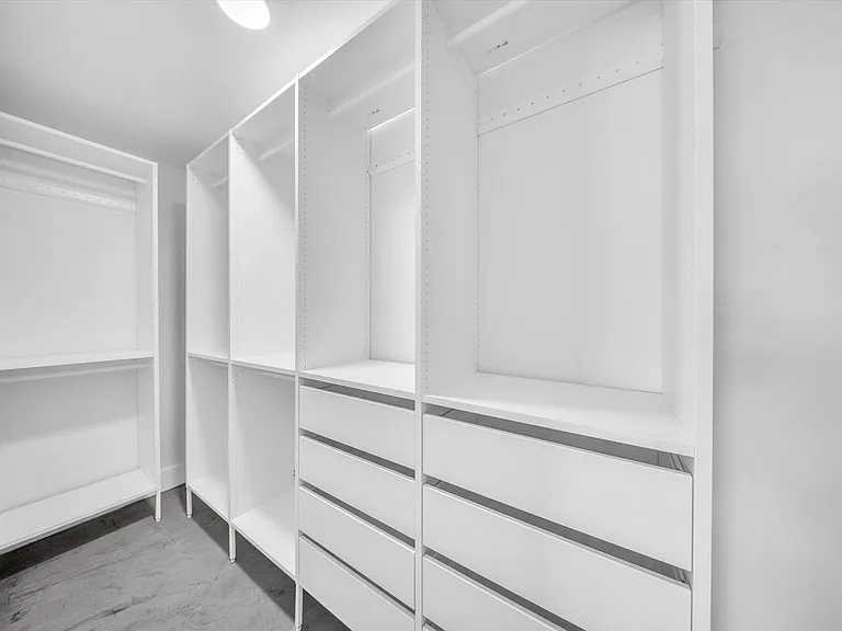 1721 N 16th Ct — Photo 31
