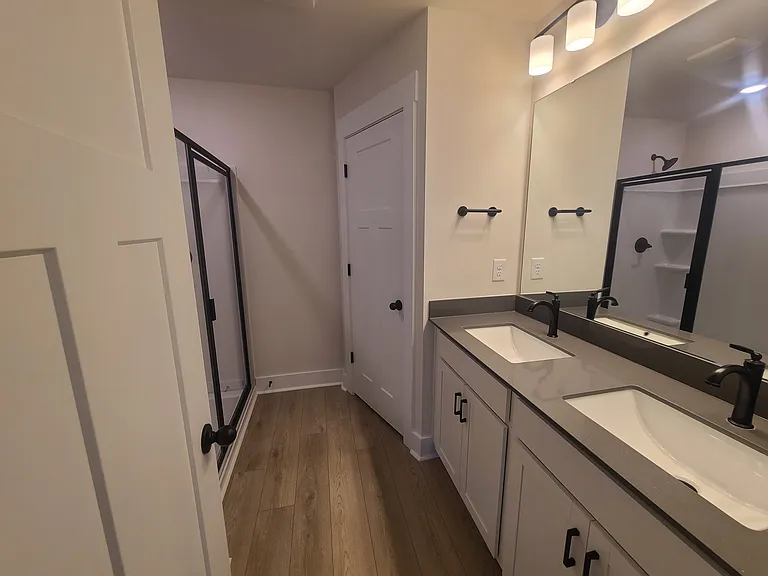 546 W Norvell Ct — Photo 13