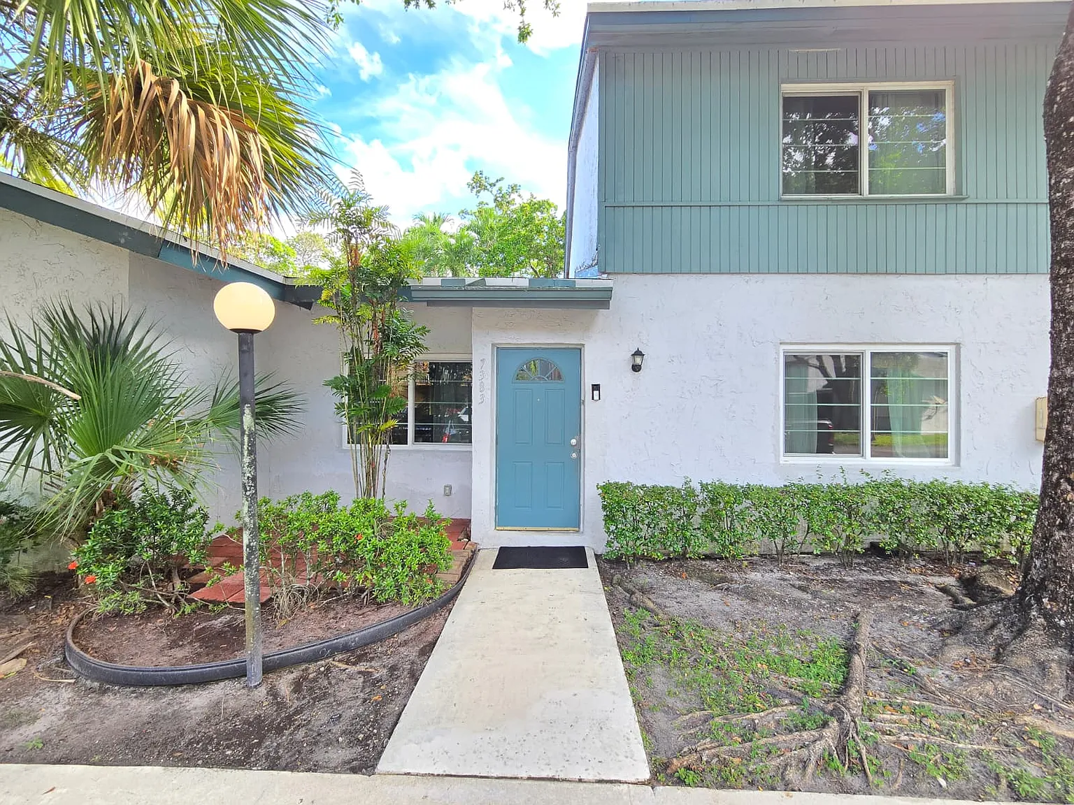 3 bed, 1824 sqft, $2,600 — Photo 3