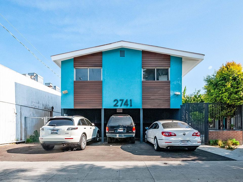 1st image of 2741 Abbot Kinney Blvd APT 15