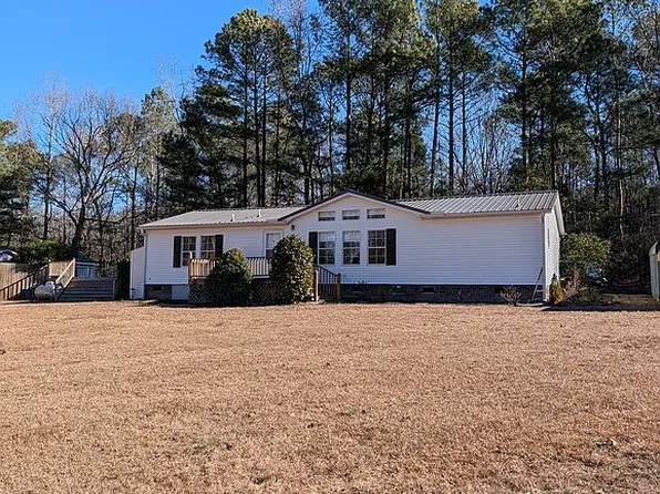 2222 Elevation Rd, Four Oaks, NC 27524