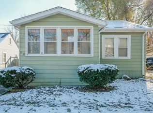 928 Sheridan Dr, Kalamazoo, MI 49001