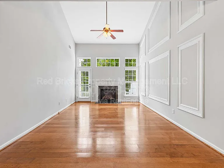9425 Shumacher Ave NW — Photo 4