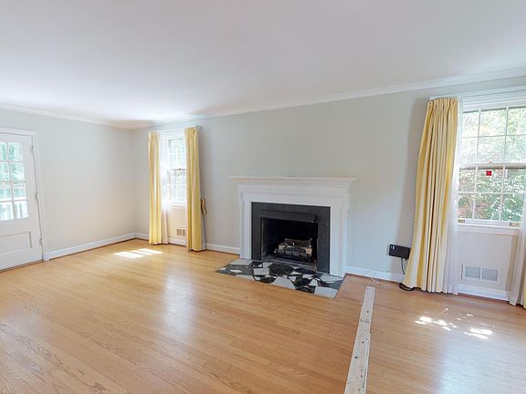 Living Room Main Floor