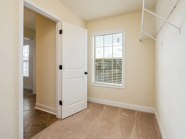 965 McCathern Ave — Photo 27
