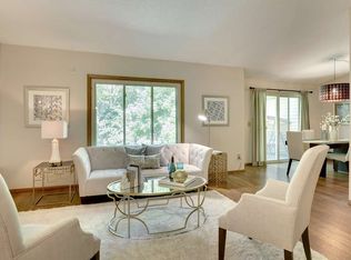 5332 Yorktown Ln N, Plymouth, MN 55442