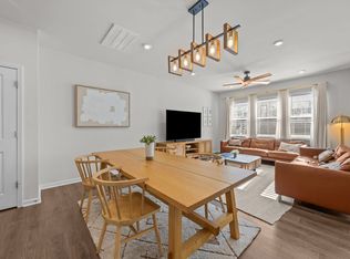 915 Kinsey Aly, Charlotte, NC 28217