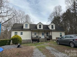 1516 Shiloh Rd, Claremont, NC 28610