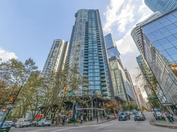 1189 Melville St #501, Vancouver, BC V6E 4T8
