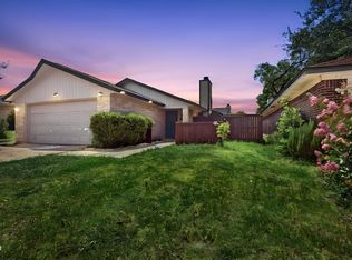 5113 Shoregate Sq, Garland, TX 75043