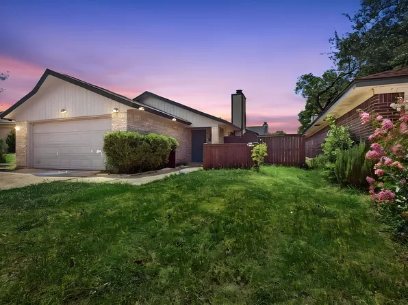 5113 Shoregate Sq, Garland, TX 75043