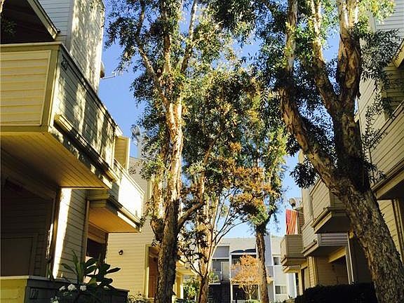 2nd image of 777 S Citrus Ave #C11