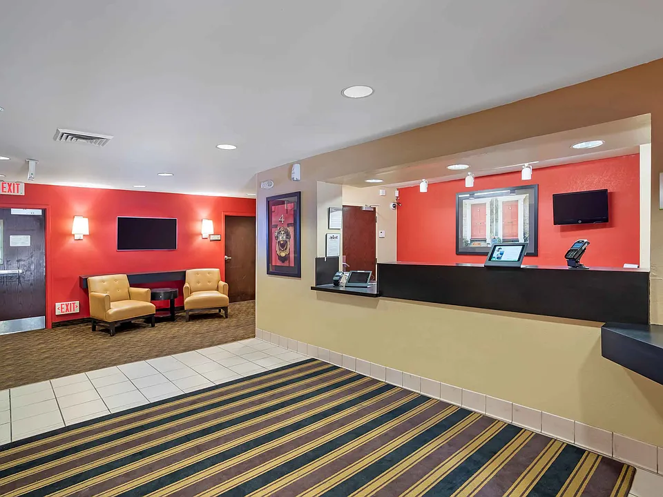 Lobby and Guest Check-in