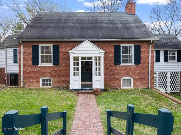 452 Swing Ln, Mockingbird Valley, KY 40207