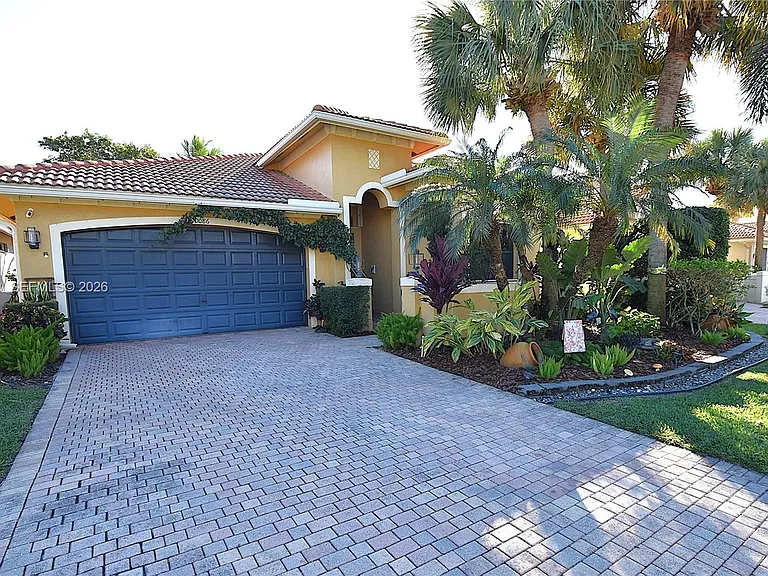 10086 Noceto Way — Photo 57