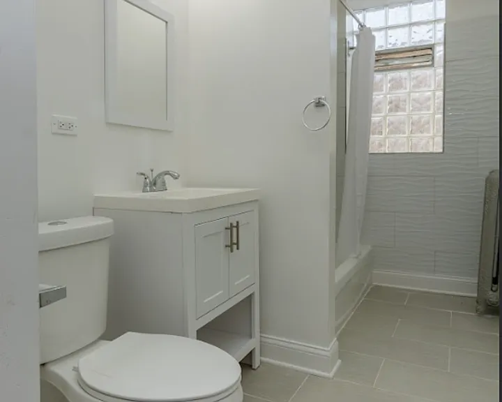 6901 S Prairie Ave — Photo 3