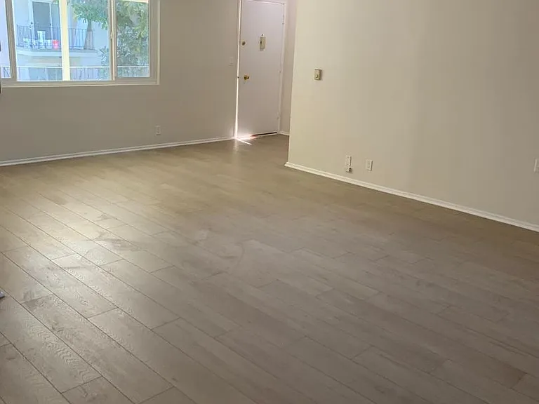 5000 Coldwater Canyon Ave — Photo 40