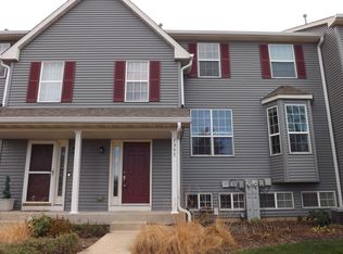 1395 Chestnut Ln, Yorkville, IL 60560