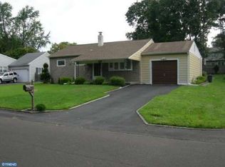 151 S Hawthorne Ave, Langhorne, PA 19047