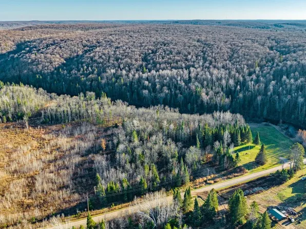 Fox Dr, Iron River, MI 49935