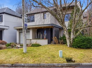 18 Coldstream Ave, Toronto, ON M5N 1X6