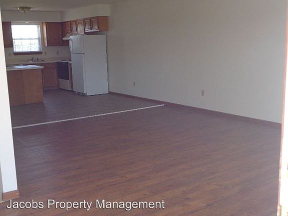 3rd image of 2505 Northampton Dr