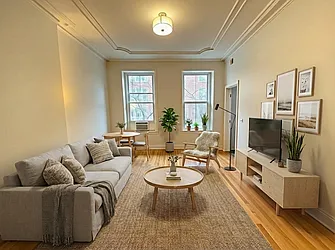 414 Henry Street, #3