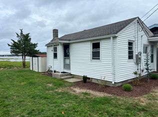 5 Shawmut St, Fairhaven, MA 02719