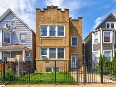 2016 N Kilbourn Ave, Chicago, IL, 60639