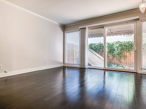 3rd image of 4712 Abbott Ave #105