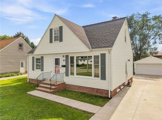 1666 Ridgeview Dr, Wickliffe, OH 44092