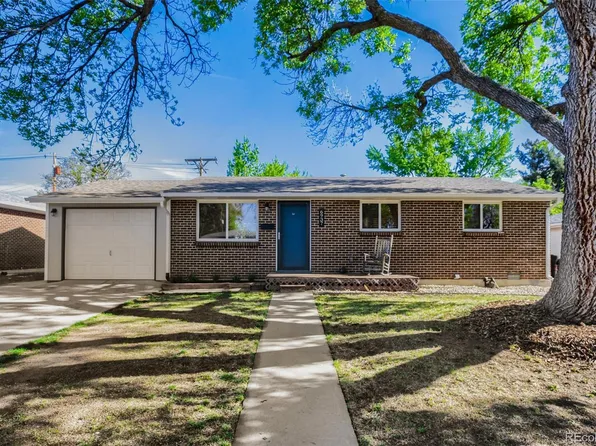 6937 W 53rd Place, Arvada, CO 80002