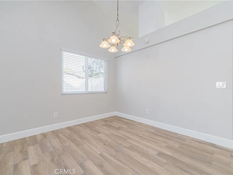 12032 Weeping Willow Ln — Photo 5