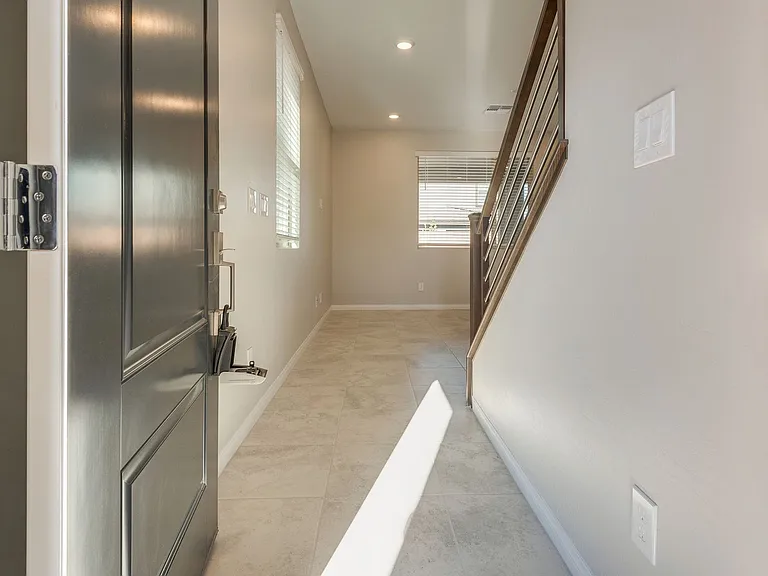 10786 Pastel Sunset Ct — Photo 8