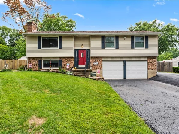 1440 Meadow Moor Dr, Dayton, OH 45434