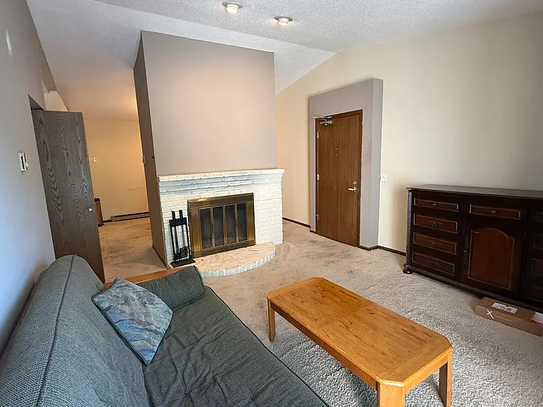 350 Shelard Pkwy #304 — Photo 5