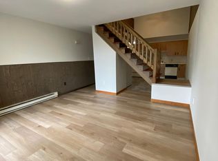 34 Main St APT 2, Womelsdorf, PA 19567