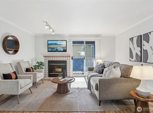 260 Newport Way NW #C-24, Issaquah, WA