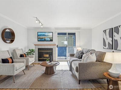 260 Newport Way NW #C24, Issaquah, WA, 98027