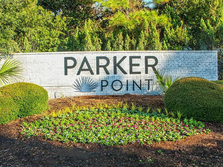Parker Point — Photo 30