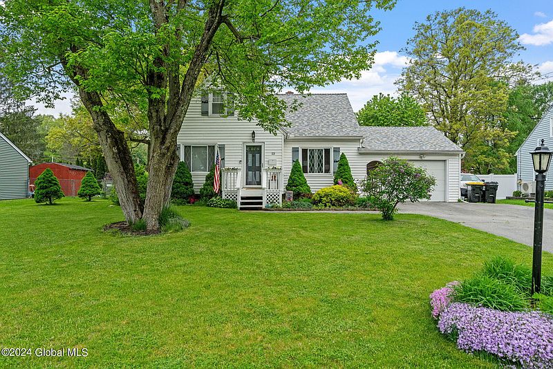 2nd image of 23 Harmon Road