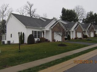 412 Collinswood Dr, Staunton, VA 24401