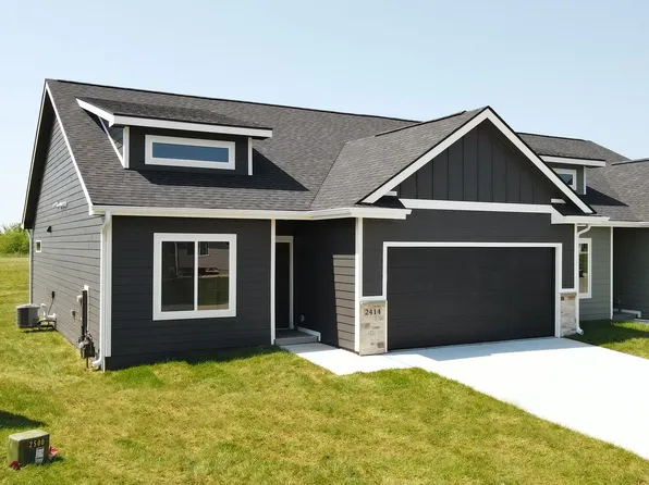 2414 NE 6th St, Grimes, IA 50111